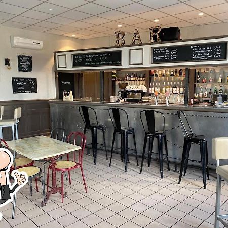 La Cigogne Aparthotel Panissieres Ngoại thất bức ảnh